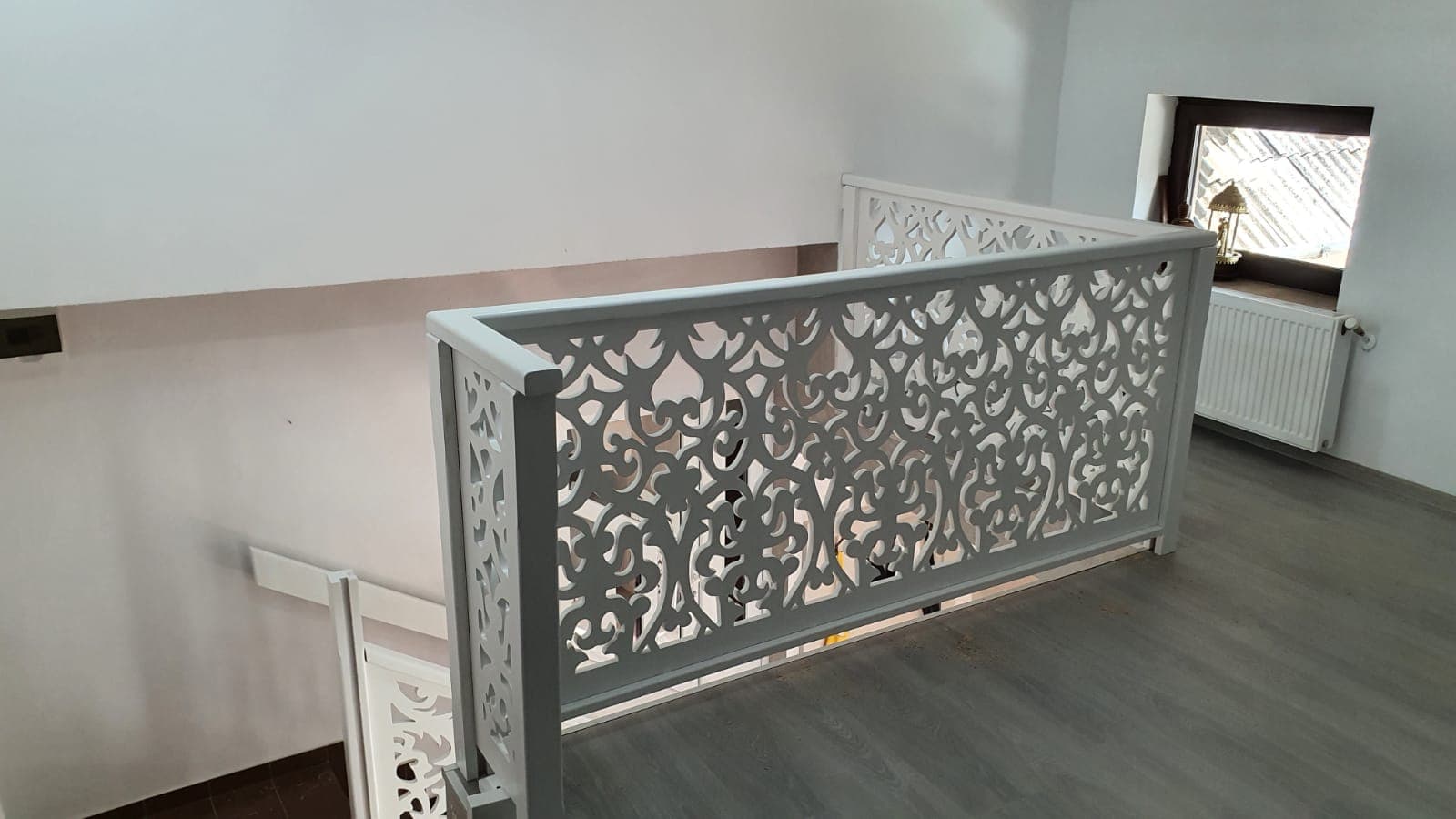 Balustrada Ornamentala cu stalpi simpli si mana curenta - Model Floral