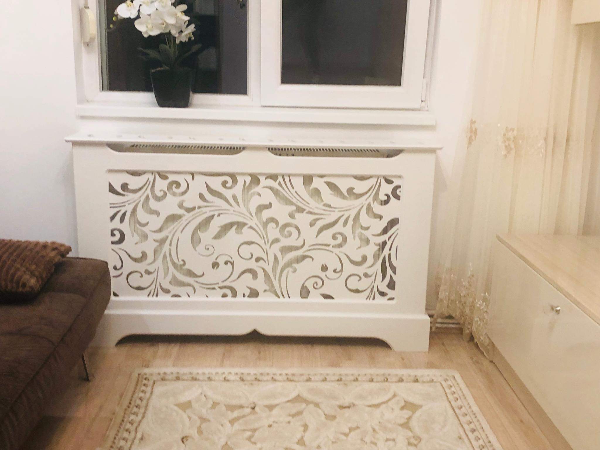 Masca Calorifer cu picior cu soclu simplu - Model Floral