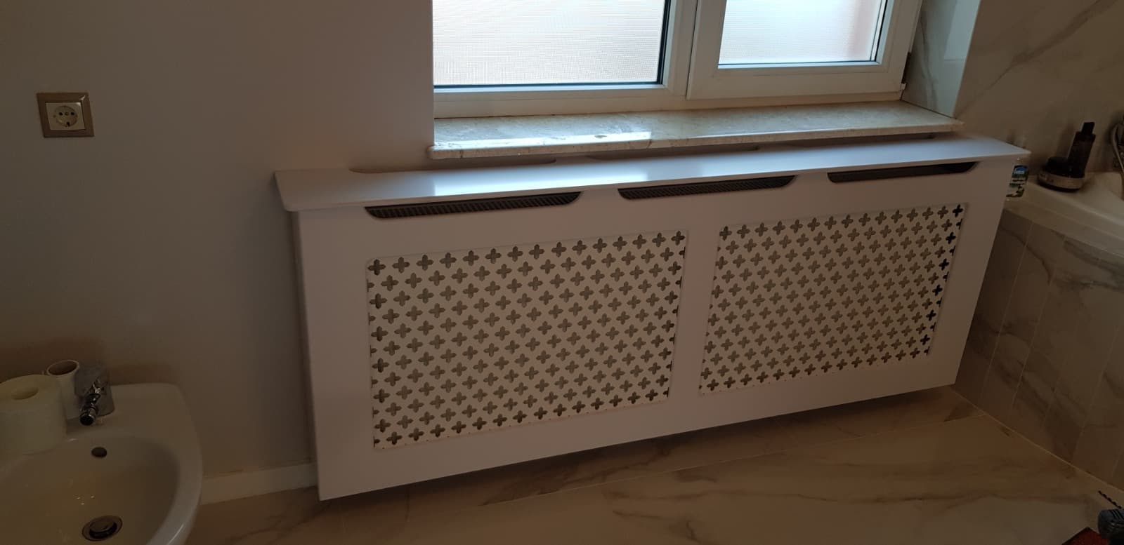 Masca de calorifer suspendata - Model Cruciulite