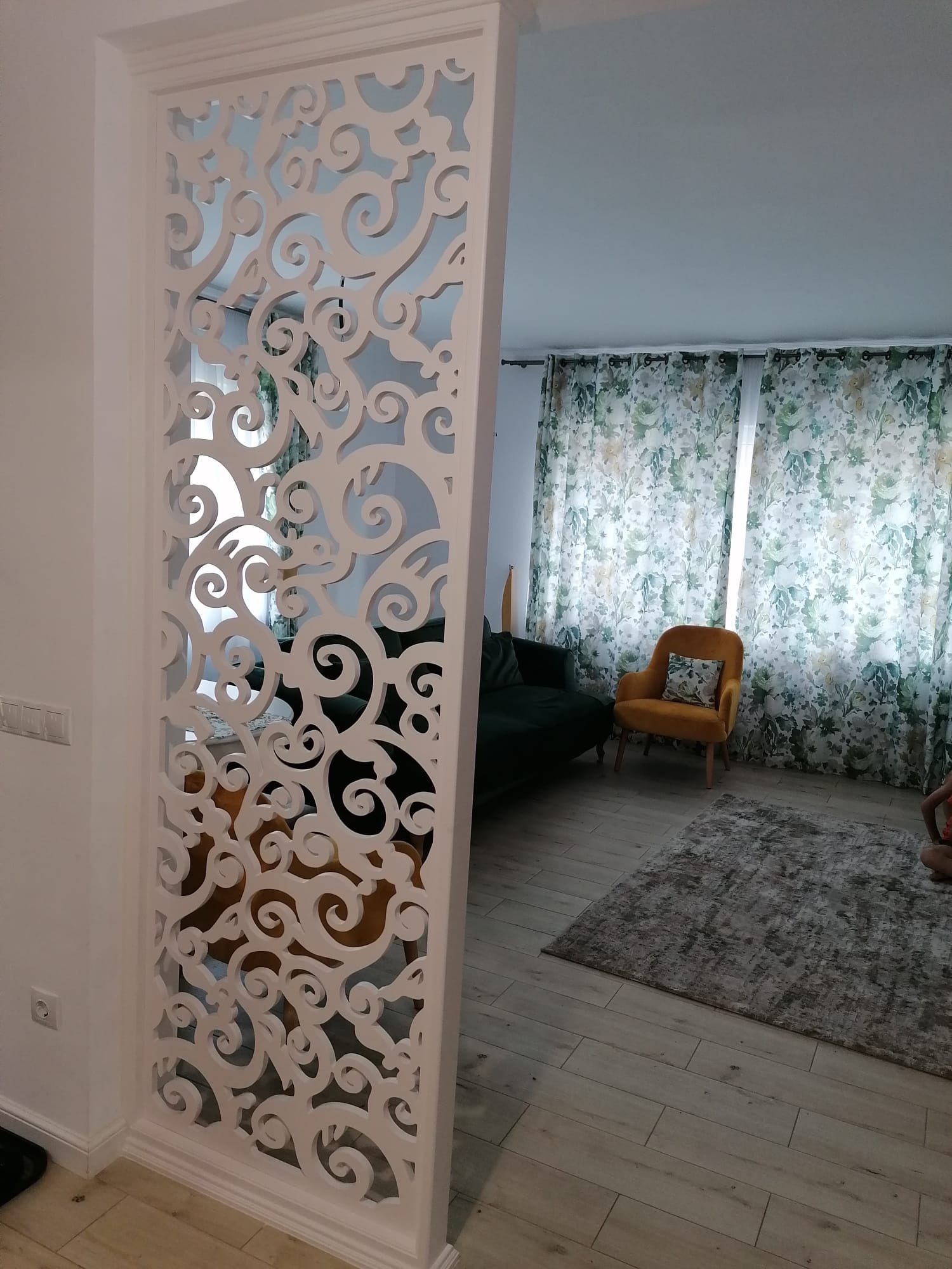 Paravan Decorativ Despartitor cu rama adaugata