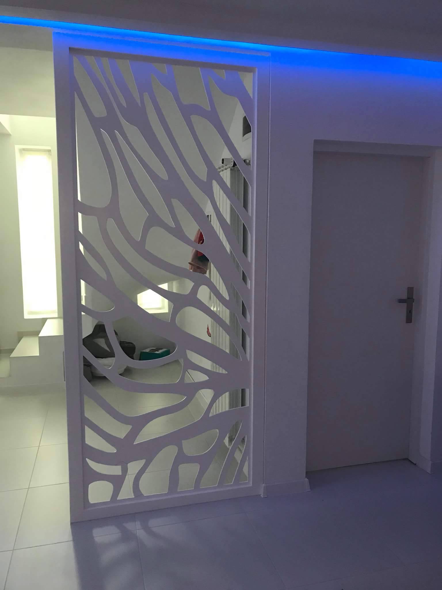 Paravan Decorativ/Despartitor cu rama adaugata - Model Arbore