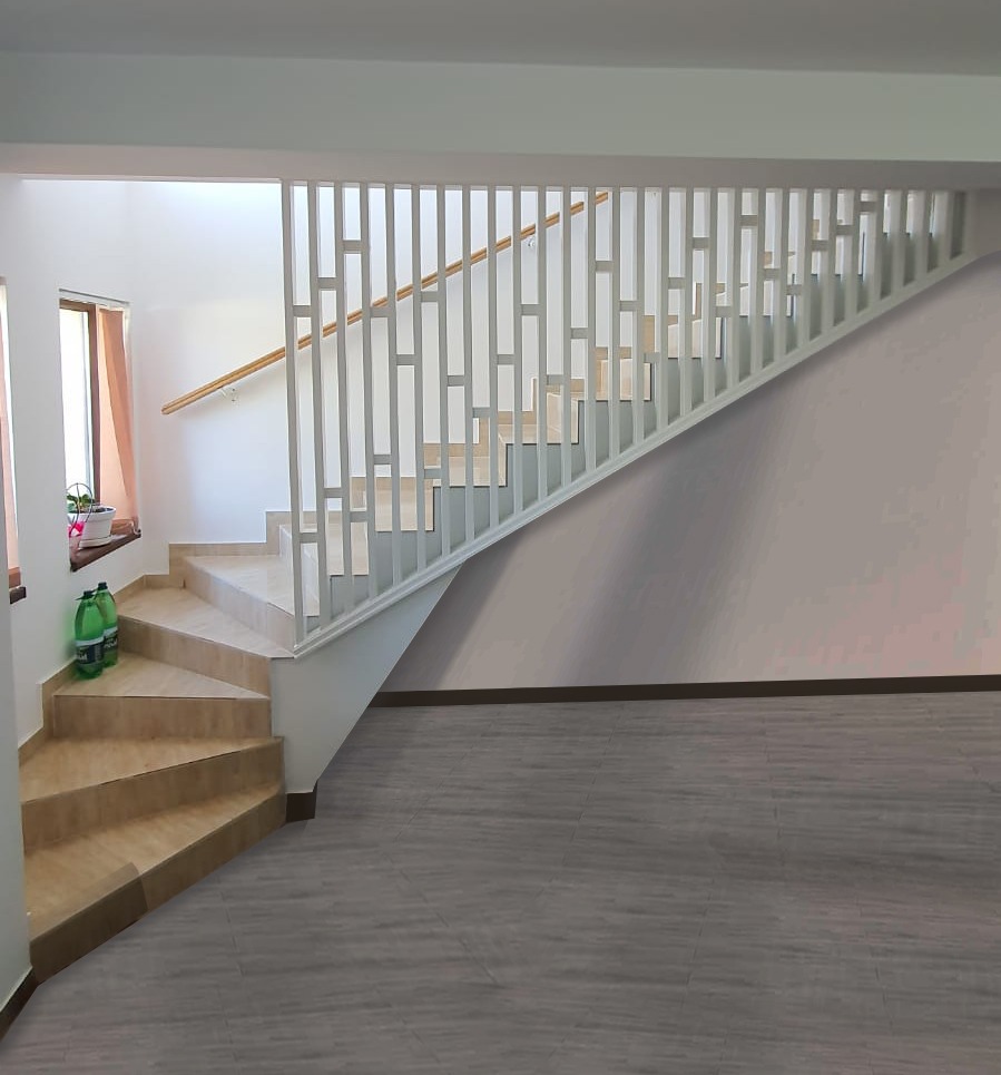 Paravan Decorativ/Ornamental cu rol de balustradă -Model lamelar