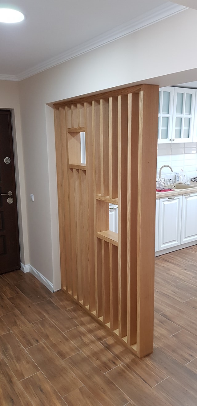 Paravan Lamelar cu raft/rafturi, material MDF furniruit